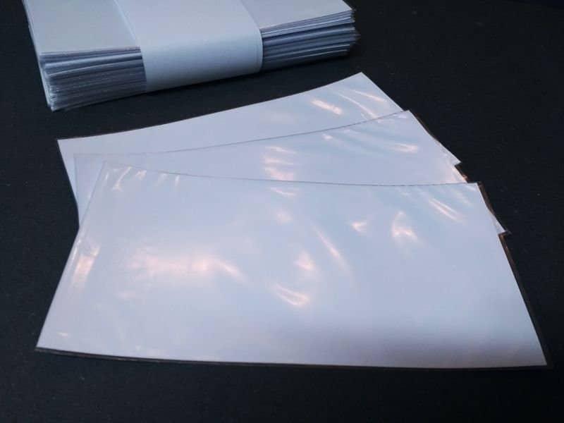 Envelope plástico com lacre é a solução ideal para proteger seus documentos e encomendas. Descubra suas vantagens e aplicações.